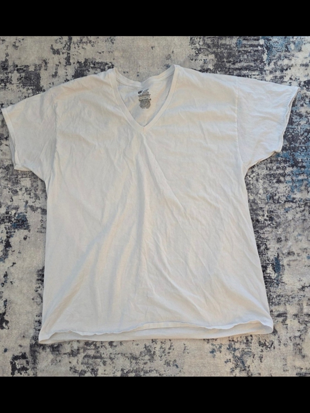 💥💥5 For $25💥💥 Hanes Men's White V-Neck Short Sleeve Tee